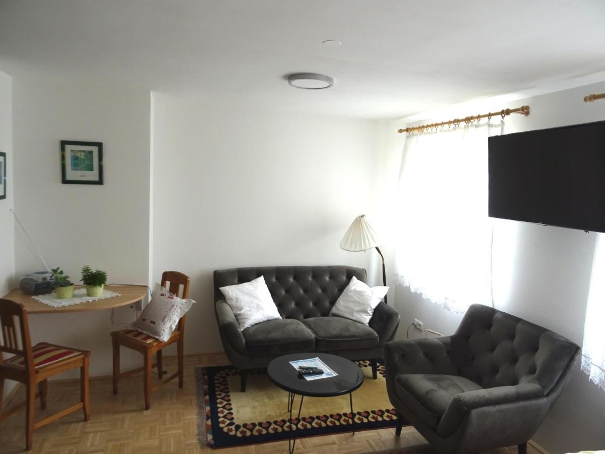 Homely Apartment In The Center With Garden View غموندين المظهر الخارجي الصورة