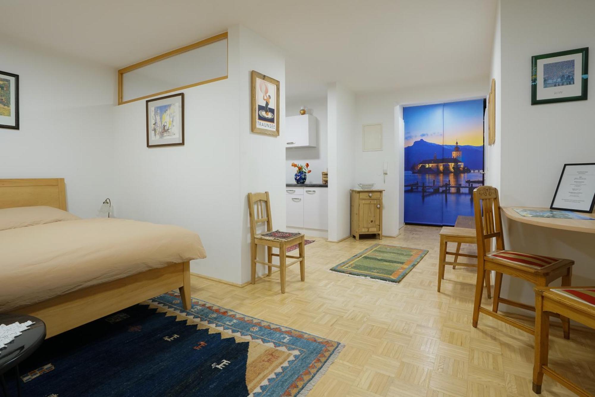 Homely Apartment In The Center With Garden View غموندين المظهر الخارجي الصورة