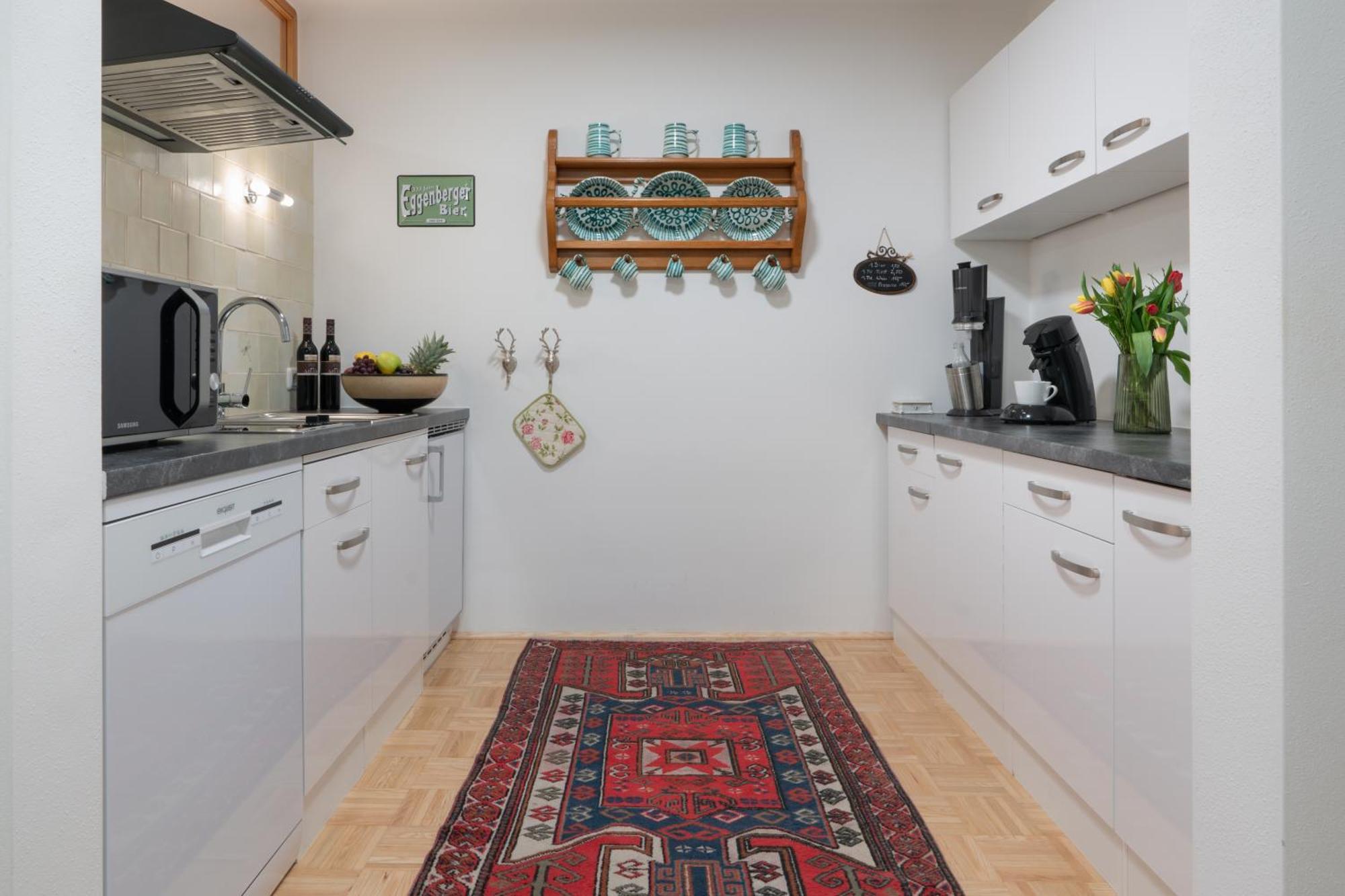 Homely Apartment In The Center With Garden View غموندين المظهر الخارجي الصورة